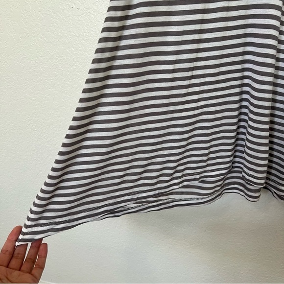 2/$30 CAbi Striped Halter Tunic Top SZ XS - Picture 5 of 13